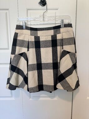 Banana Republic buffalo plaid mini skirt